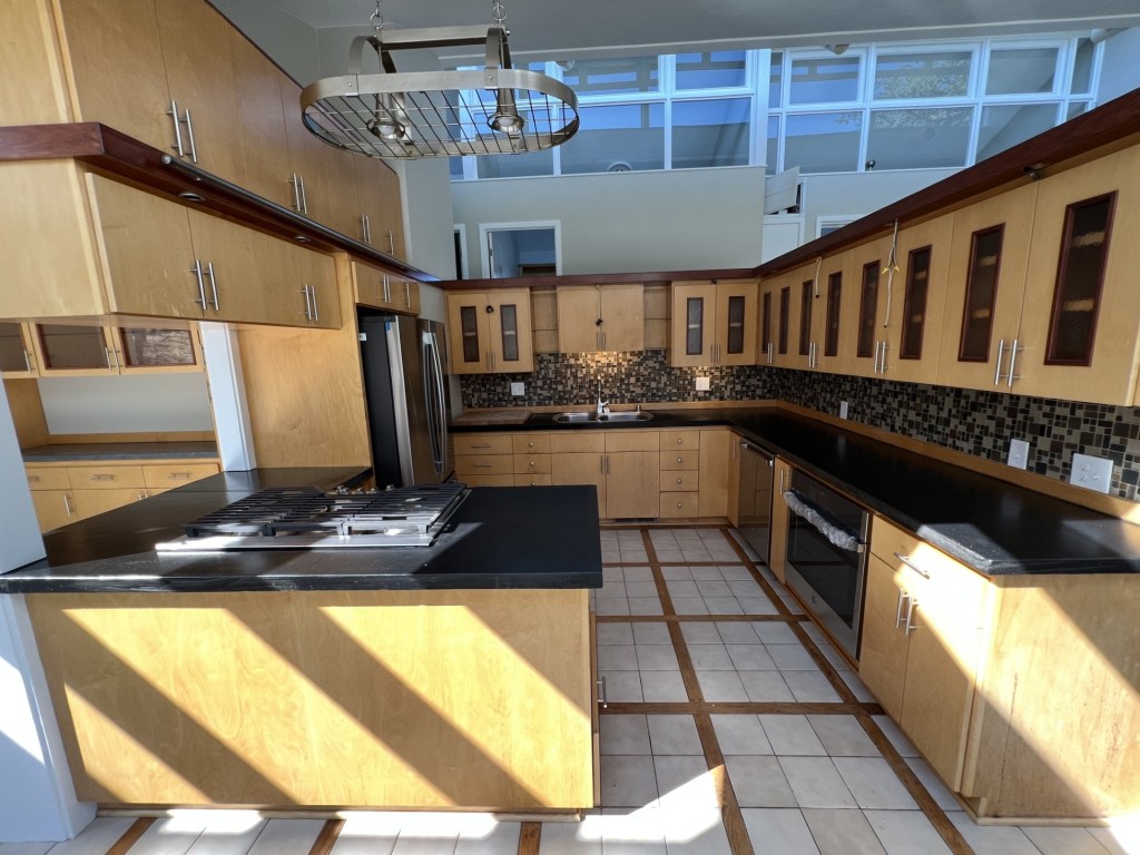 Kitchen Restoration & Refinish